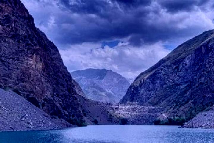 Elizabeth, 37 — Escort in Yovon, Tajikistan