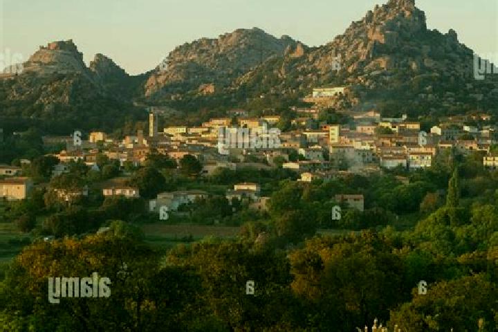 Elizabeth, 38 — Escort in Aggius, Italy