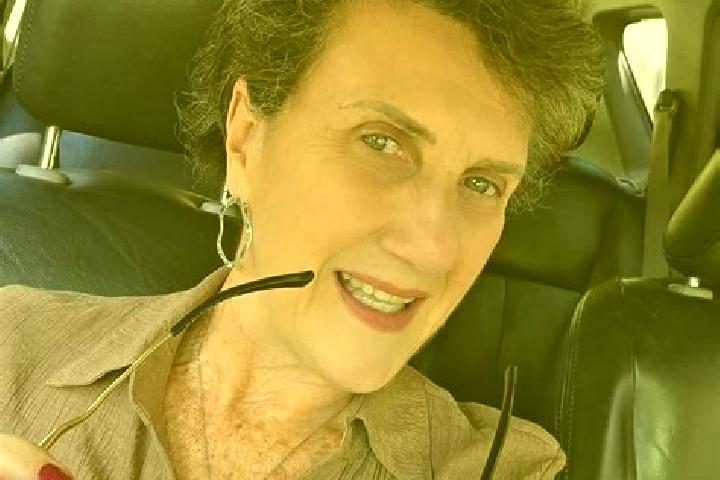 Elizabeth, 38 — Escort in Cruz Machado, Brazil