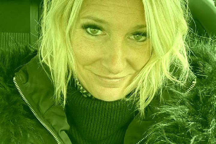 Elizabeth, 38 — Escort in Flawinne, Belgium