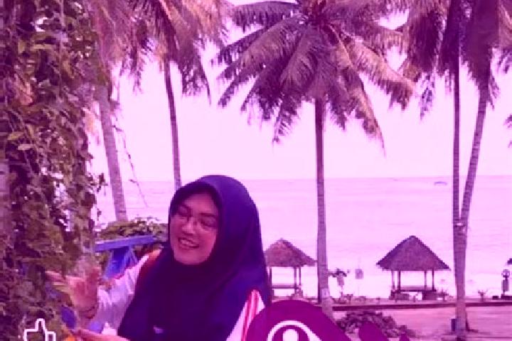 Elizabeth, 38 — Escort in Gumawang, Indonesia
