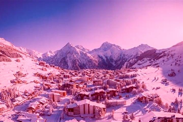 Elizabeth, 38 — Escort in Les Deux Alpes, France