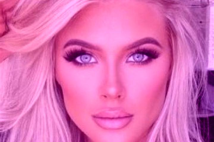 Elizabeth, 39, a platinum blonde amber-eyed latina companion based in Maslow. Offering Travel Companion, OWO, Striptease. Available for incall and outcall, o...