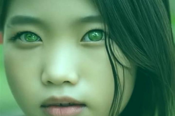Elizabeth, 39, a red green-eyed asian companion based in Shankar. Offering Domination, Deep French Kissing. Available for incall and outcall, overnight booki...