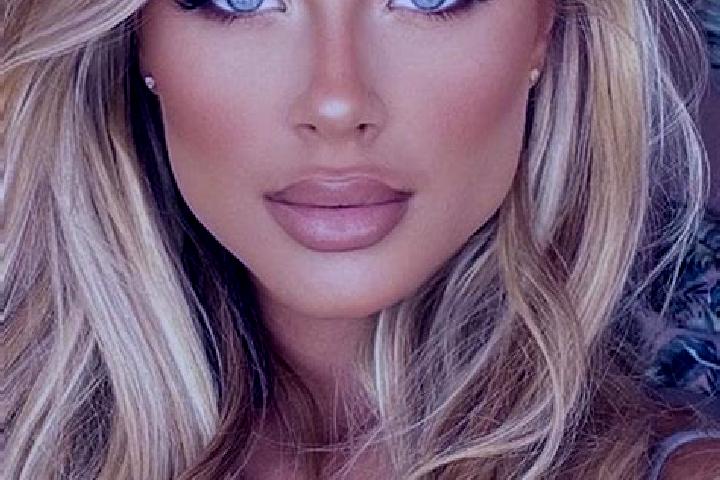 Ella, 20, a blonde blue-eyed latina companion based in Alta Italia. Offering 69, Prostate Massage. Available for incall and outcall, overnight bookings avail...