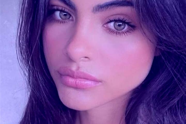 Ella, 20, a blonde dark-eyed indian companion based in Colle di Tora. Offering GFE, Fetish, Striptease. Available for incall and outcall, day and evening dates.
