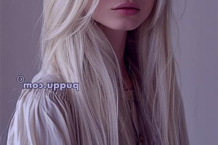 Ella, 20, a platinum blonde blue-eyed mediterranean companion based in Sintra-Nema. Offering Travel Companion, Fetish, Tantra. Available for incall and outca...