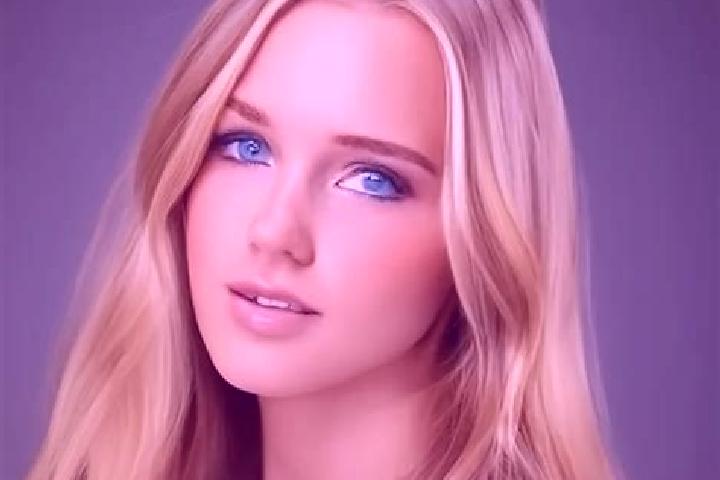 Ella, 21, a blonde amber-eyed slavic companion based in Kunovice. Offering Massage, Duos, Prostate Massage. Available for incall and outcall, overnight booki...