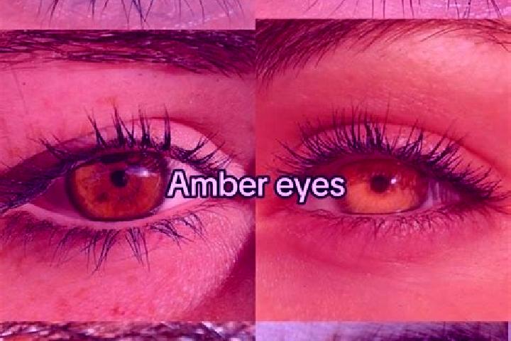 Ella, 21, a chestnut amber-eyed mixed companion based in Altnagelberg. Offering 69, CIM. Available for incall and outcall, overnight bookings available.