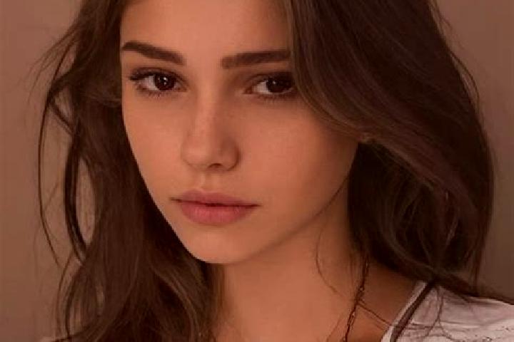 Ella, 21, a chestnut grey-eyed slavic companion based in Rancho de las Lomas. Offering Striptease, Prostate Massage, Massage. Available for incall and outcal...