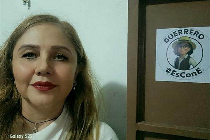 Ella, 21 — Escort in Axaxacualco, Mexico
