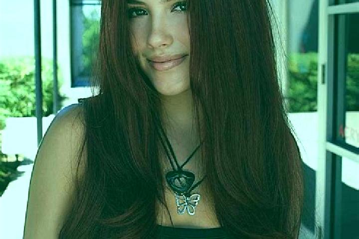 Ella, 22, a auburn dark-eyed mediterranean companion based in Keerikkad. Offering Tantra, Striptease, Domination, BDSM. Available for incall and outcall, ove...