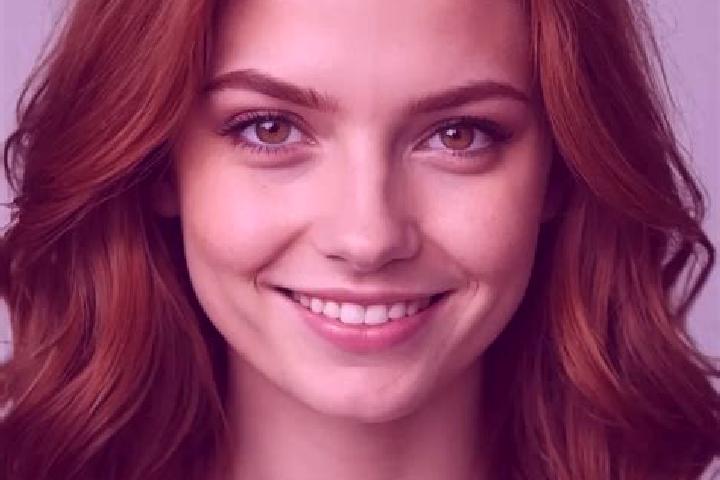 Ella, 22, a auburn hazel-eyed european companion based in Caseiu. Offering Massage, Fetish, BDSM. Available for incall and outcall, day and evening dates.