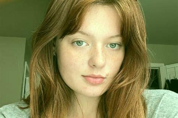 Ella, 22, a chestnut grey-eyed caucasian companion based in Socuellamos. Offering Travel Companion, Fetish, CIM. Available for incall and outcall, day and ev...