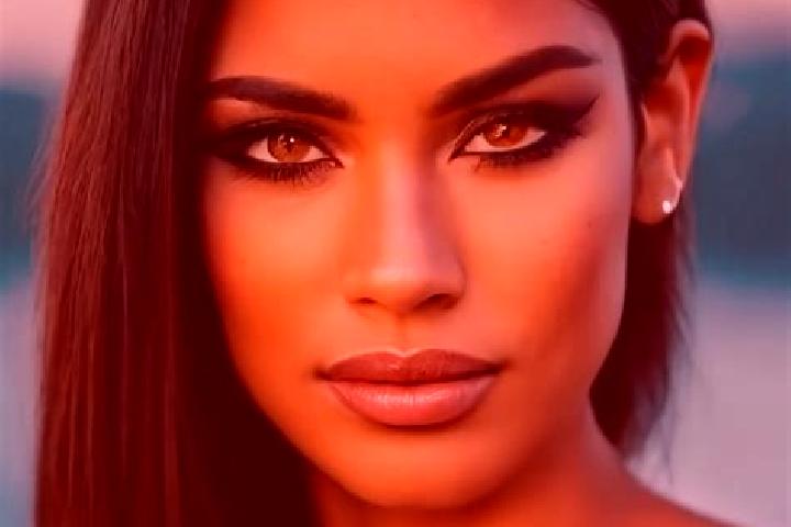 Ella, 22, a chestnut hazel-eyed latina companion based in Friedrichsfelde. Offering BDSM, Couples, GFE, CIM. Available for incall and outcall, day and evenin...