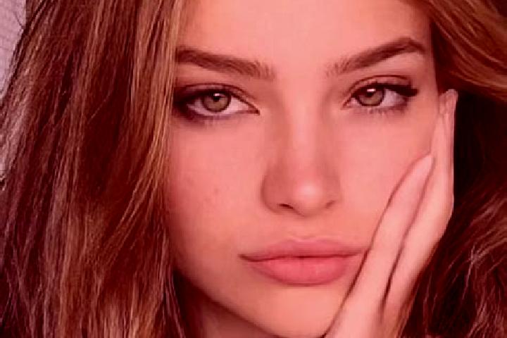 Ella, 22, a dark blonde hazel-eyed indian companion based in Hostivice. Offering Prostate Massage, Girlfriend Experience, Erotic Massage, A-Level, Tantra. Av...