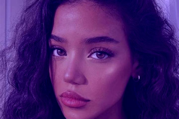Ella, 23, a black brown-eyed indian companion based in Leyme. Offering Travel Companion, CIM, Tantra. Available for incall and outcall, day and evening dates.