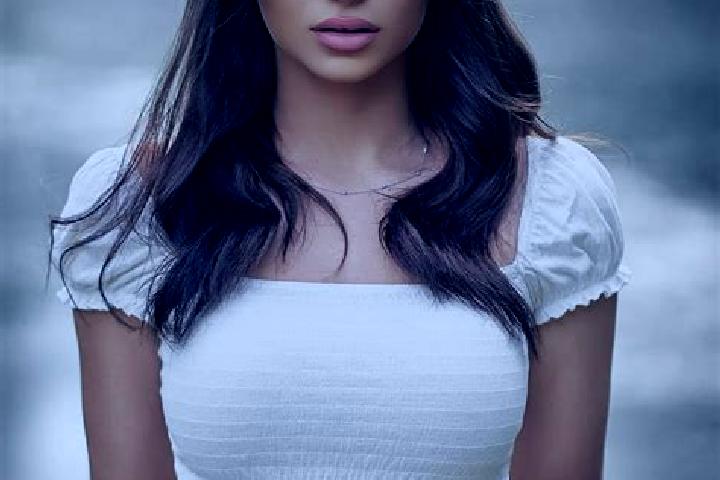 Ella, 23, a brunette brown-eyed slavic companion based in Lequio Tanaro. Offering Roleplay, Party Girl, 69, Dinner Date, Tantra. Available for incall and out...