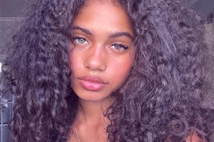 Ella, 23, a chestnut blue-eyed ebony companion based in Kelemen. Offering Girlfriend Experience, Tantra, Dinner Date. Available for incall and outcall, day a...