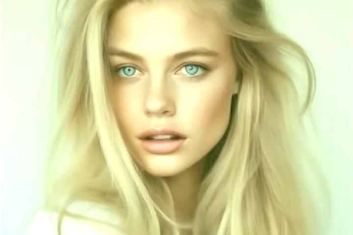 Ella, 23, a dark blonde grey-eyed slavic companion based in Colonia 3 de Mayo (El Tepiolol). Offering Tantra, GFE, Roleplay. Available for incall and outcall...