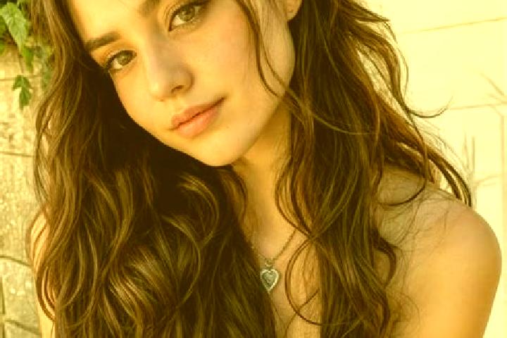 Ella, 23, a red hazel-eyed european companion based in Plasencia de Jalon. Offering Prostate Massage, Massage, GFE, Girlfriend Experience, BDSM. Available fo...