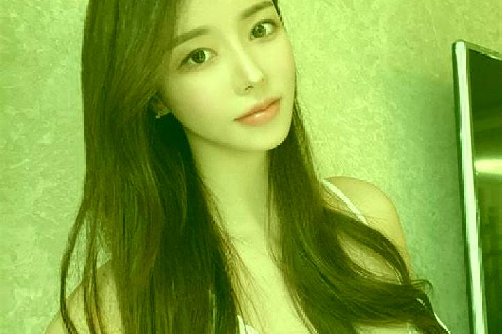Ella, 23 — Escort in Samuyuzi, China