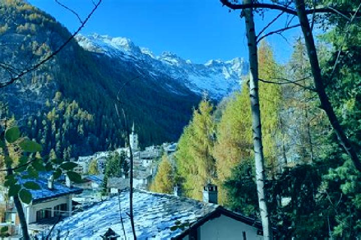 Ella, 23 — Escort in Valtournenche, Italy