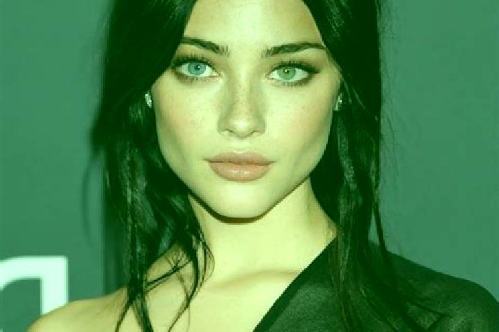 Ella, 24, a black blue-eyed latina companion based in Peyrins. Offering Couples, Duos, Party Girl, GFE, Dinner Date. Available for incall and outcall, overni...