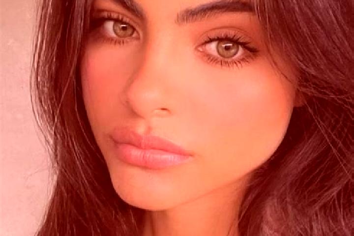 Ella, 24, a black green-eyed indian companion based in Rochester. Offering Overnight, GFE, Couples. Available for incall and outcall, overnight bookings avai...