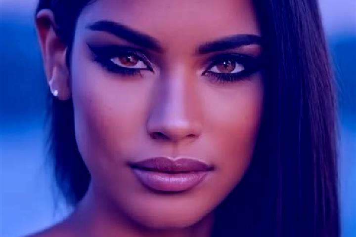 Ella, 24, a black grey-eyed latina companion based in Bucovat. Offering BDSM, Striptease. Available for incall and outcall, overnight bookings available.