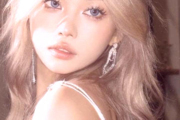 Ella, 24, a blonde blue-eyed asian companion based in Fessenheim. Offering GFE, Deep French Kissing, Domination, Party Girl. Available for incall and outcall...