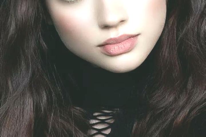 Ella, 24, a brunette dark-eyed middle eastern companion based in Stari Kodaky. Offering Fetish, CIM, Tantra, 69, Striptease. Available for incall and outcall...