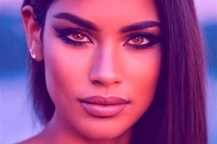 Ella, 24, a dark blonde dark-eyed latina companion based in Koryst. Offering Duos, 69, Overnight, Striptease, Party Girl. Available for incall and outcall, d...
