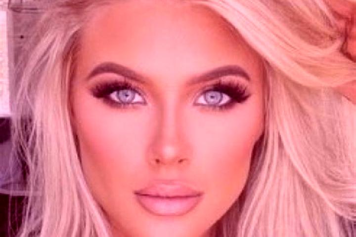 Ella, 24, a platinum blonde blue-eyed latina companion based in Ebebiyin. Offering Domination, Couples, Dinner Date, OWO. Available for incall and outcall, d...