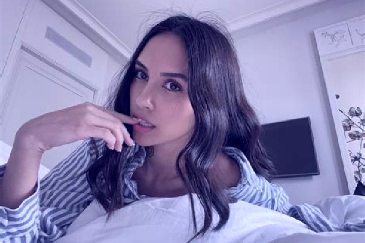 Ella, 24, a red amber-eyed slavic companion based in Sanhui. Offering Travel Companion, Girlfriend Experience, Party Girl, GFE, Erotic Massage. Available for...