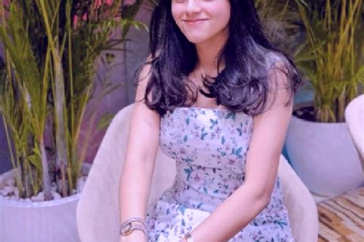 Ella, 24 — Escort in Farah, India