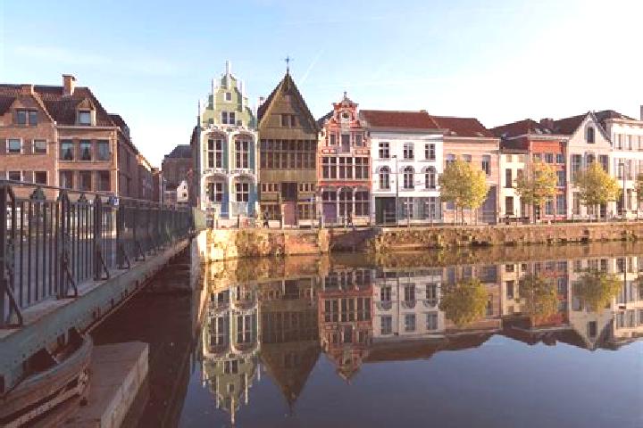 Ella, 24 — Escort in Machelen, Belgium
