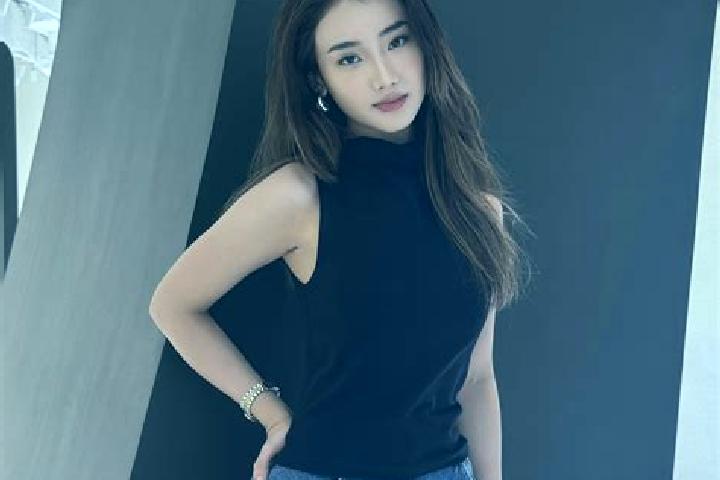 Ella, 24 — Escort in Xia Zanggor, China