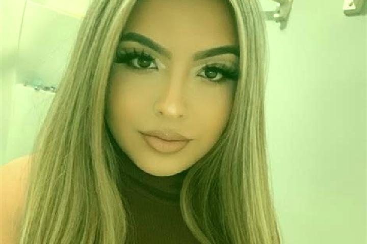 Ella, 25, a blonde dark-eyed latina companion based in Kerestinec. Offering Dinner Date, Prostate Massage, OWO, Travel Companion. Available for incall and ou...