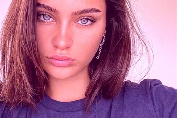 Ella, 25, a brunette blue-eyed ebony companion based in Languibonou. Offering Overnight, Massage, A-Level, CIM. Available for incall and outcall, overnight b...