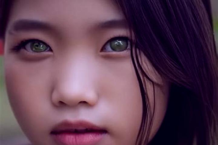 Ella, 25, a red green-eyed asian companion based in Michelbach-le-Bas. Offering Domination, Dinner Date, BDSM. Available for incall and outcall, day and even...