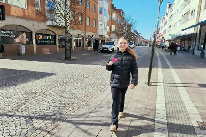 Ella, 25 — Escort in Hoekoepinge, Sweden