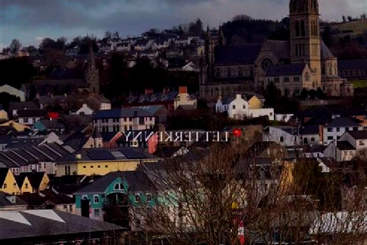 Ella, 25 — Escort in Letterkenny, Ireland