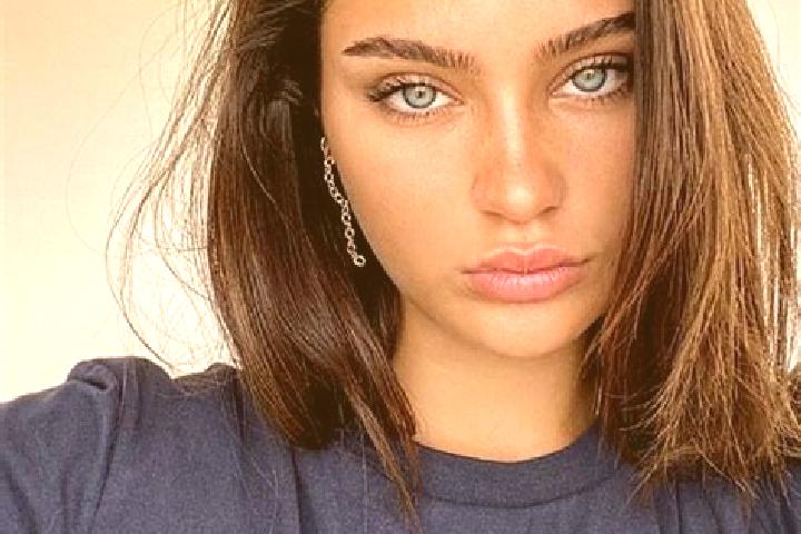 Ella, 26, a brunette green-eyed indian companion based in AElvdalen. Offering Party Girl, Tantra, 69. Available for incall and outcall, overnight bookings av...