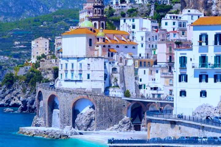 Ella, 26 — Escort in Torralba, Italy