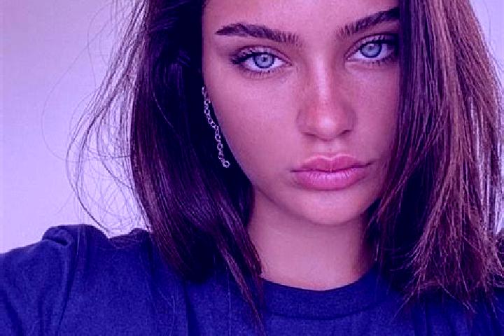 Ella, 27, a black brown-eyed european companion based in Faranah. Offering BDSM, A-Level, Erotic Massage, Party Girl, Dinner Date. Available for incall and o...