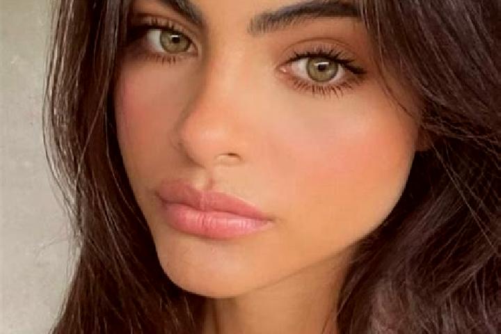 Ella, 27, a brunette green-eyed mixed companion based in Kan Nar Middle. Offering Deep French Kissing, Overnight, GFE. Available for incall and outcall, over...
