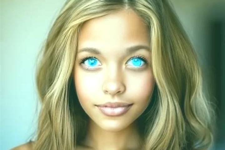 Ella, 27, a red blue-eyed mixed companion based in Lower Beechmont. Offering Prostate Massage, Travel Companion, Striptease. Available for incall and outcall...