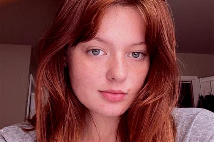 Ella, 27, a red dark-eyed asian companion based in Hlubocepy. Offering OWO, Deep French Kissing, GFE. Available for incall and outcall, day and evening dates.