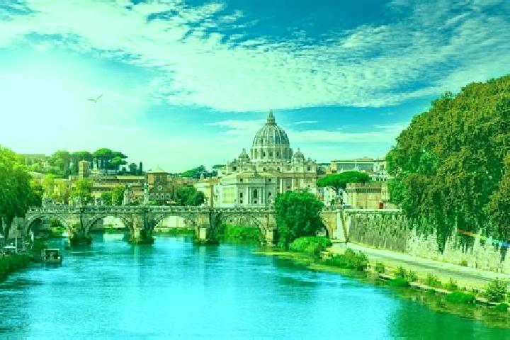 Ella, 27 — Escort in Puianello, Italy